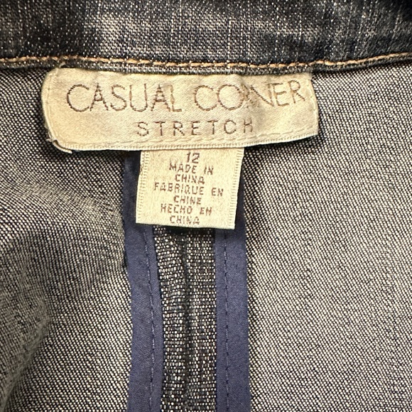 Casual Corner Dark Blue Embroidered‎ Beaded Jean Jacket 12 - Picture 6 of 9